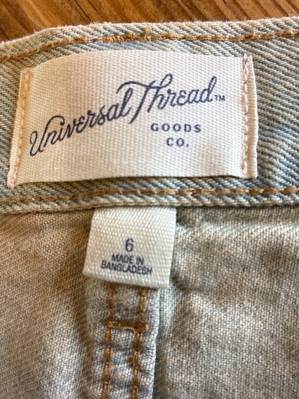 NWT Universal Thread 90s Baggy Jeans Tinted Vintage Wash Button Fly Size 6 - Picture 5 of 9